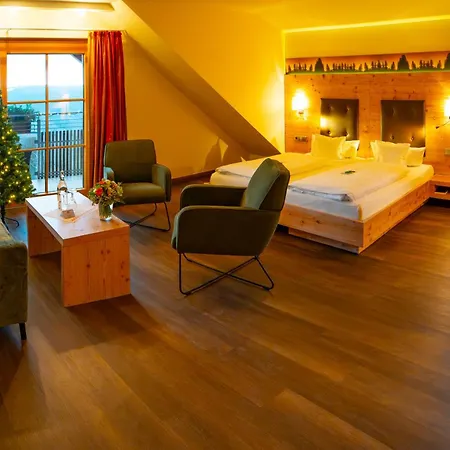 ホテル Mummelsee ゼーバハ